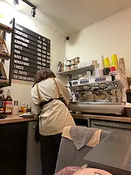 cinnabon_ Chat XXX in diretta