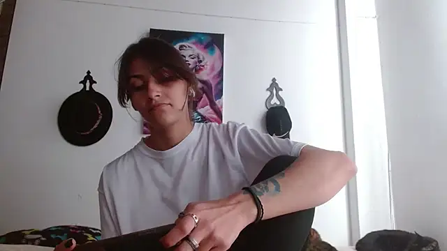 Crystal_Star_'s Live XXX Chat