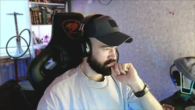 _Mostly_ Live XXX-Chat