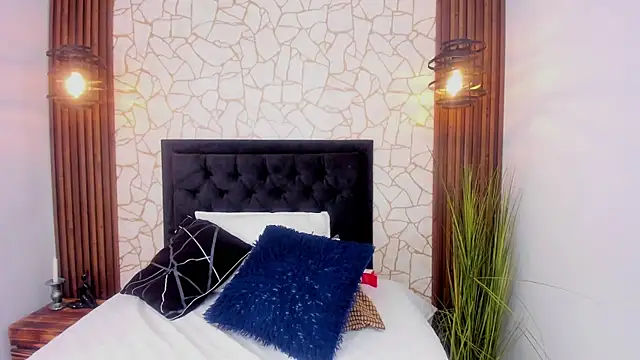 Antoneella_Russo Adlı Modelin Canlı XXX Sohbeti