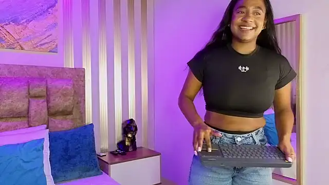 amara_queen_ – Naživo XXX chat