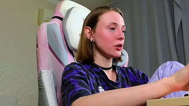 Živý XXX chat Cowell_Adelina