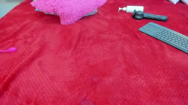 Chatroom XXX en direct de mask_red_girl