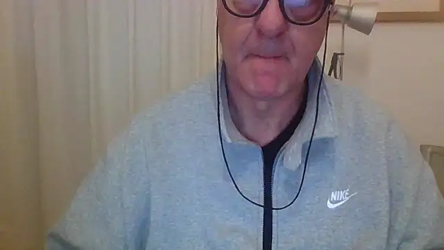 ANONIMO7735: онлайн-секс-чат