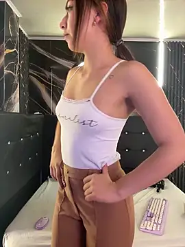 Chatroom XXX en direct de __Nahomy