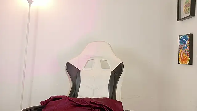 Chat +18 de sara_queen10 ao vivo