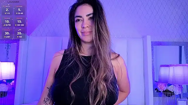 Chat +18 de CristalHeart_ ao vivo