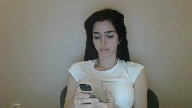 Chat +18 de gglingeriee ao vivo