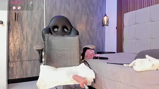 Saravy_Blandon's Live XXX Chat