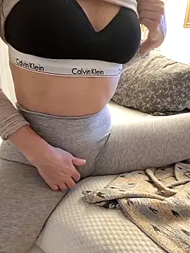 Chat +18 de Dayana2022 ao vivo