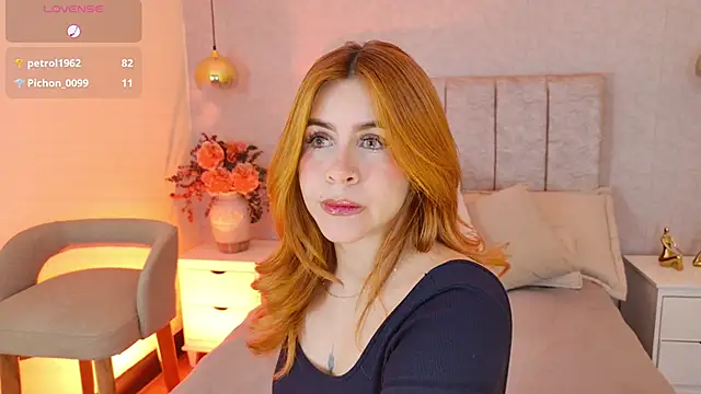 april_rousse: онлайн-секс-чат