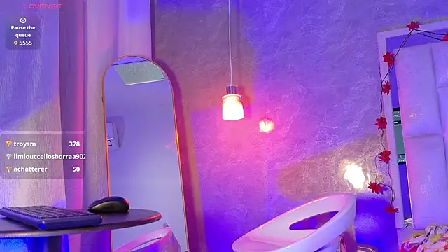 Онлайн чат XXX Bella-Sanders