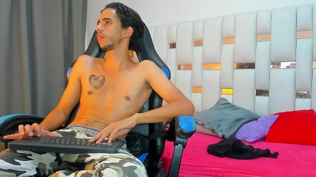 Alessandro_Abruzzo webcam show