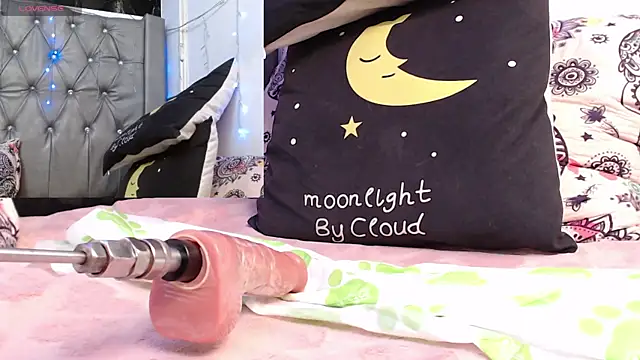 LAILAGUMMY: онлайн-секс-чат