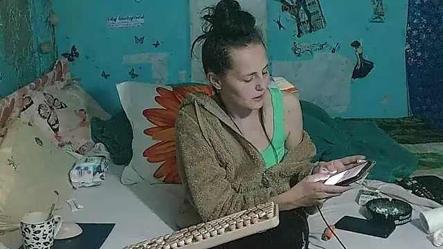 brighteyes77 即時 XXX 聊天