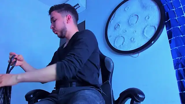 mike_257's Live XXX Chat