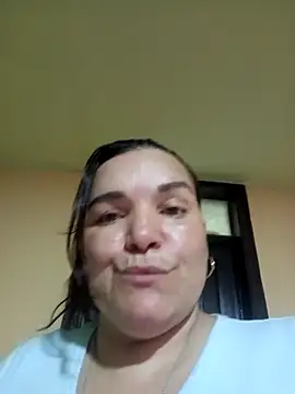 Zuleyka_69's Webcam Show