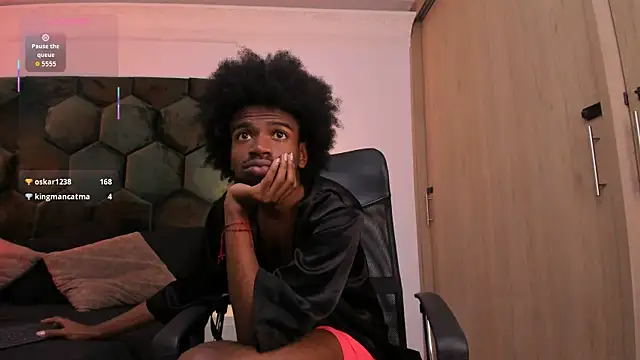 Czat XXX na żywo – AllexJacob