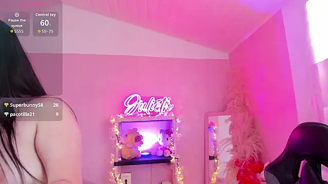 Julieth_CaandyのライブXXXチャット