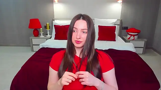 Christina_Enigma Chat XXX in diretta