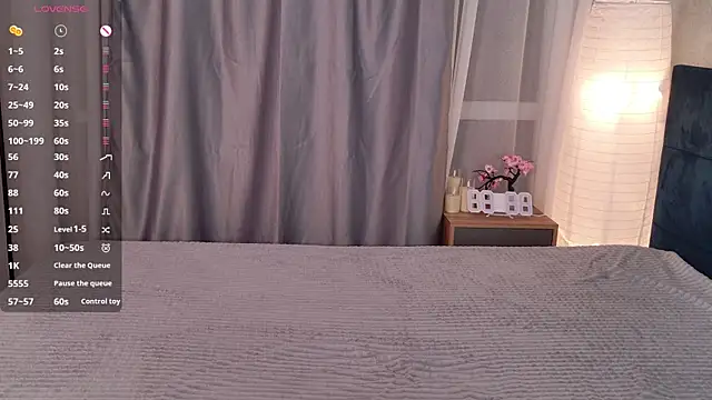 Playful_Lia Chat XXX in diretta