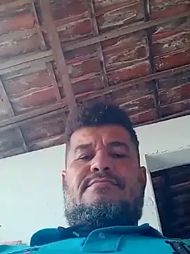 tarra122 – Naživo XXX chat