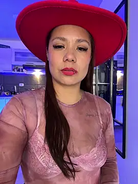 Pretty__Milf 现场XXX聊天