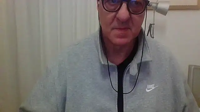 ANONIMO7735のウェブカメラショー