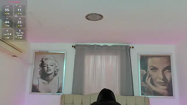 Chatroom XXX en direct de Beautyari_