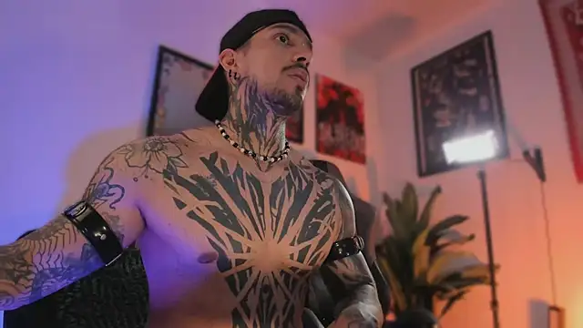 TigerStripes1_ 라이브 XXX 채팅