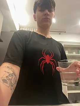 Czat XXX na żywo – ravenryx