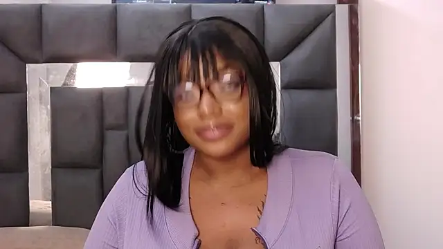 Chat +18 de SheilaCoopers_ ao vivo