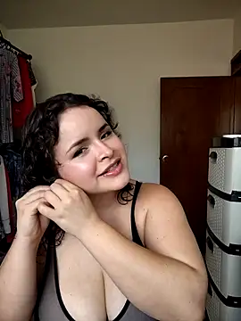 Chat XXX ao vivo de SeleneLuminari8