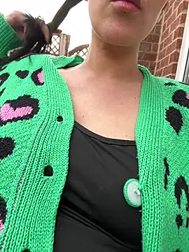 XLucilleX's Live XXX Chat