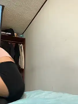 ImCrazzy Adlı Modelin Canlı XXX Sohbeti