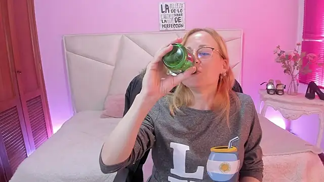 دردشة SammySanders الجنسية المباشرة