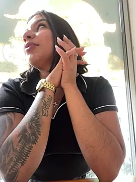 AlyssaRay Adlı Modelin Canlı XXX Sohbeti