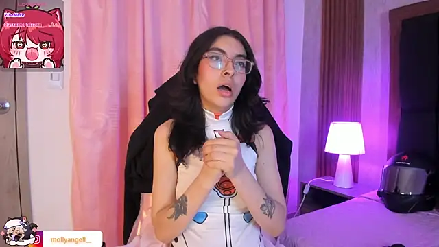 Molly_A's Live XXX Chat