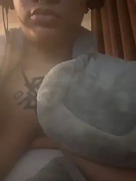 nickytheehawtie's Live XXX Chat