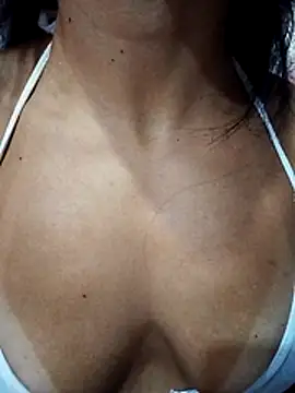 Chat +18 de jessy905 ao vivo