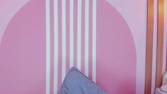 Lannajansen 即時 XXX 聊天