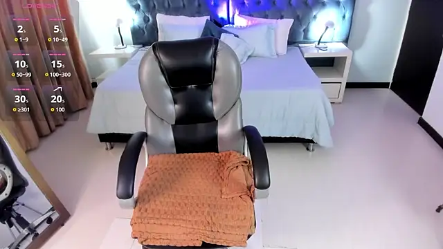 แชท XXX สดของ Blair_red_