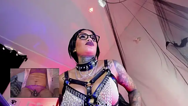 Živý XXX chat deborah_tatto