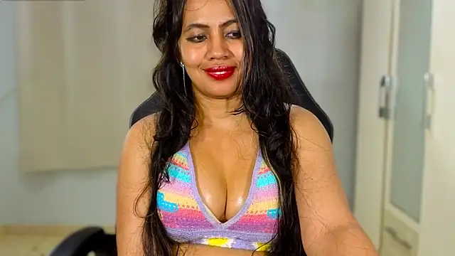 FannyXhot Adlı Modelin Canlı XXX Sohbeti