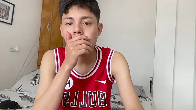 Andy_Belier23 网络 视讯表演