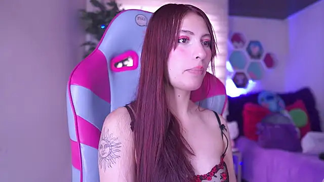 Rebecah_1 লাইভ XXX চ্যাট