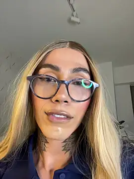 miss_tatiana_'s Live XXX Chat