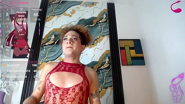 Sharlotte_Jones Show in webcam