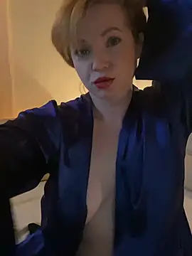 Chat +18 de Lady__Maria ao vivo