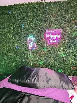 RenaThickAss: απευθείας συνομιλία ΧΧΧ